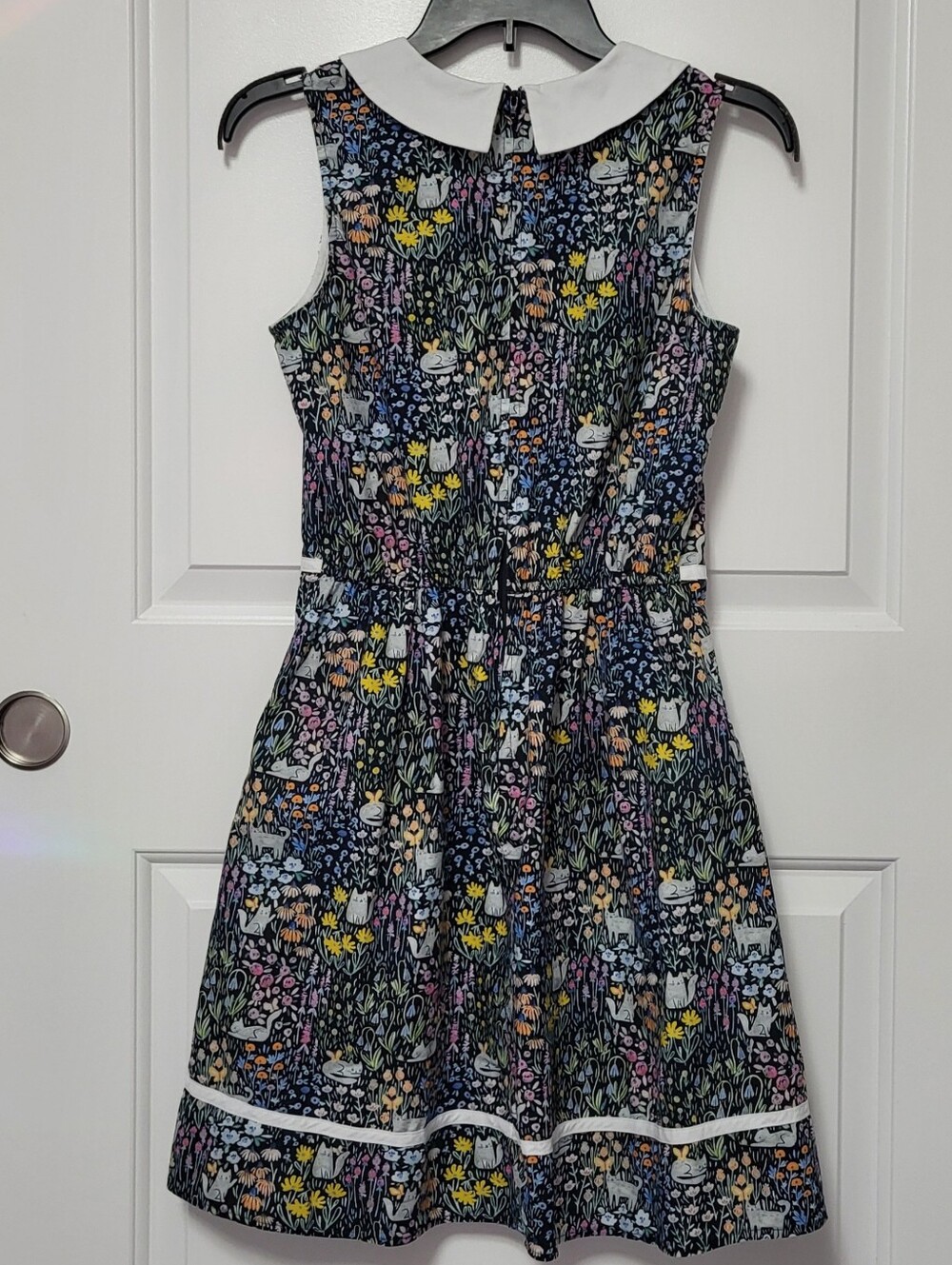 Retrolicious Kitty Dress Size M - Picture 2 of 10
